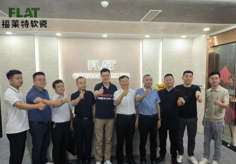 企业新闻_广东仿石漆_软瓷洞石夯土板布纹石_鎏金板厂家-万彩吧建材